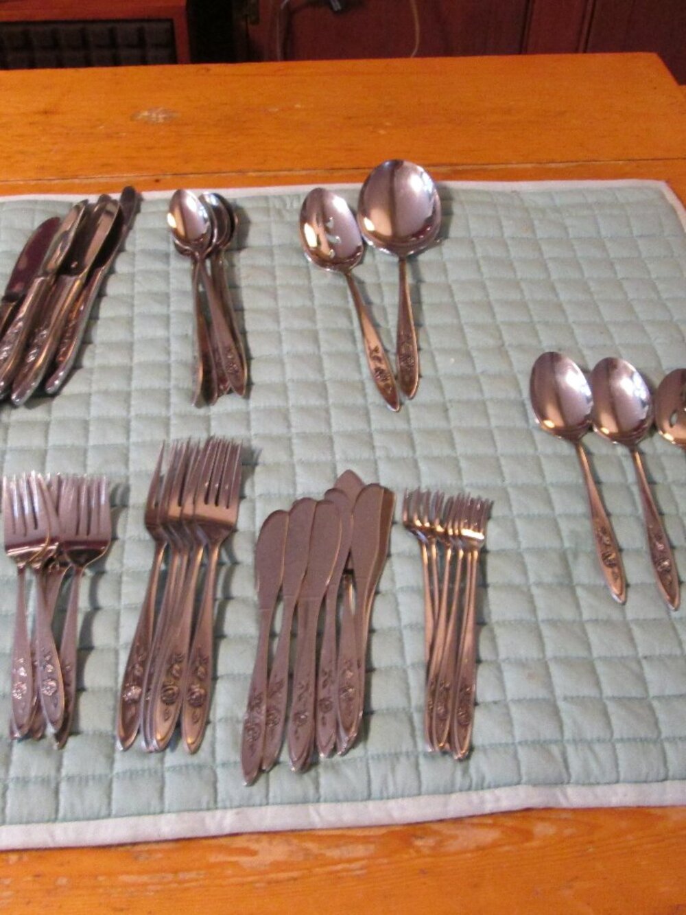 Vtg Oneida Fine Stainless flatware 59 pc of Lasting rose